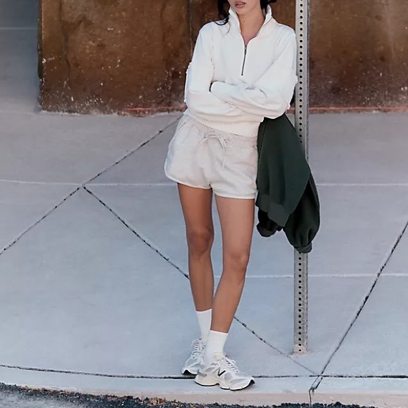 Daily Practice Mock-Neck Half-Zip Pullover - Picture 4 of 4